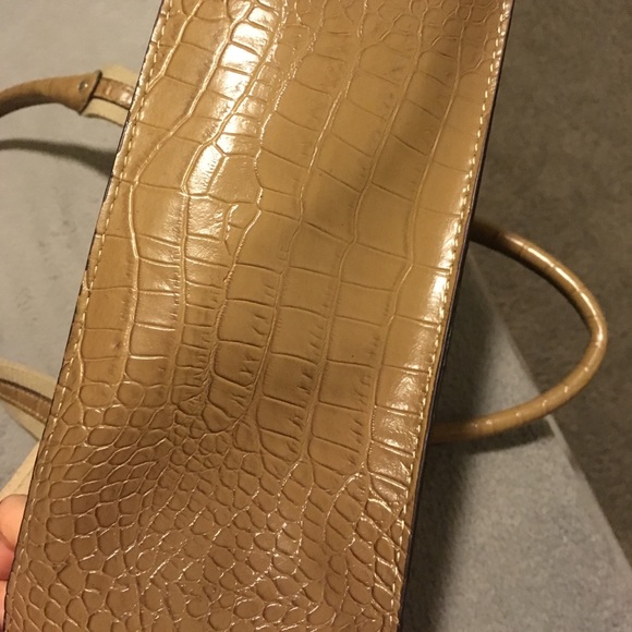 Nine west tan purse - Picture 6 of 6